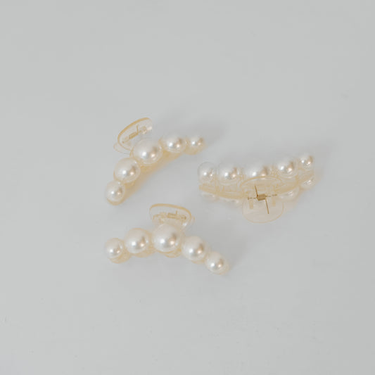 Pearl Claw Clip