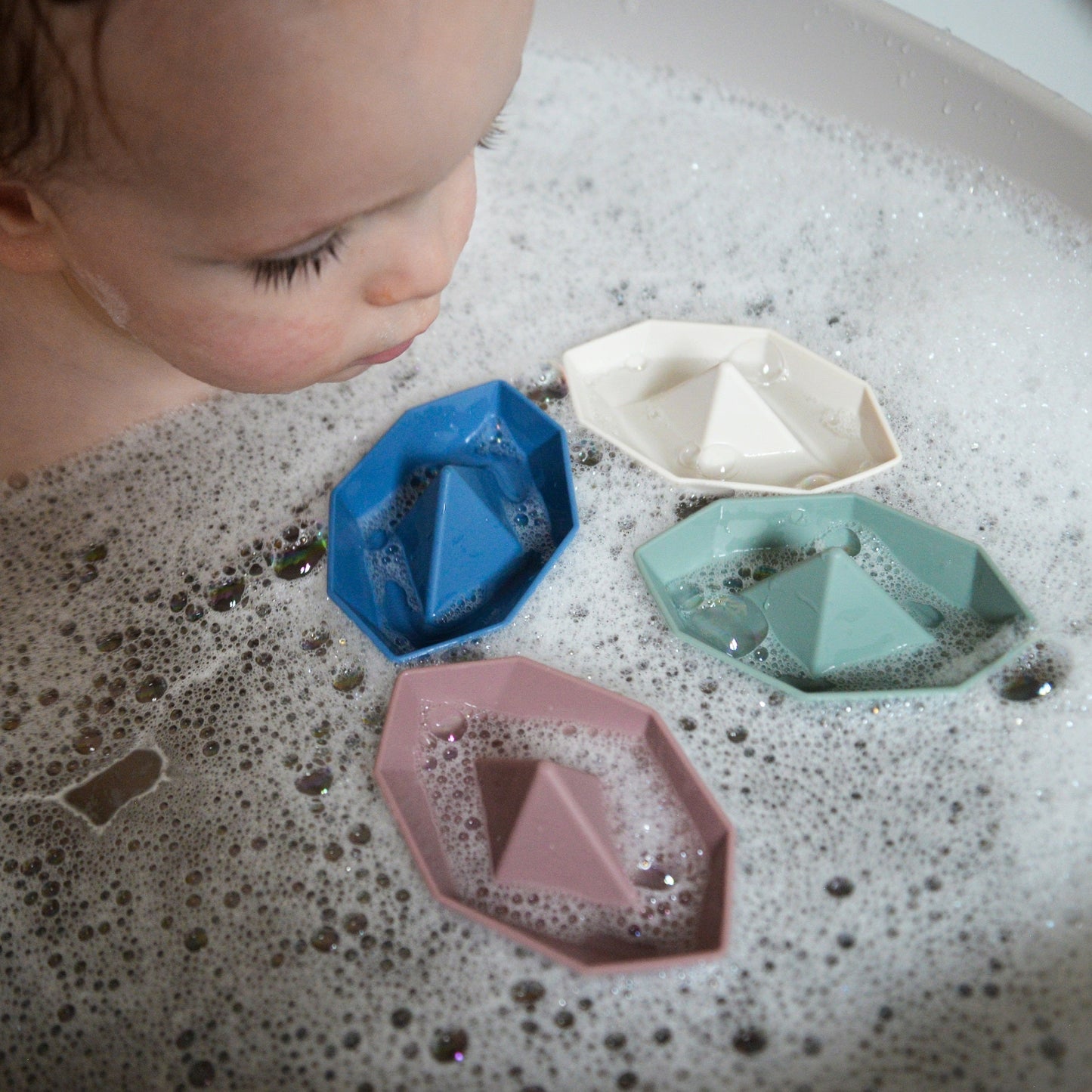 Shnuggle Stack 'n' Sail Silicone Boats